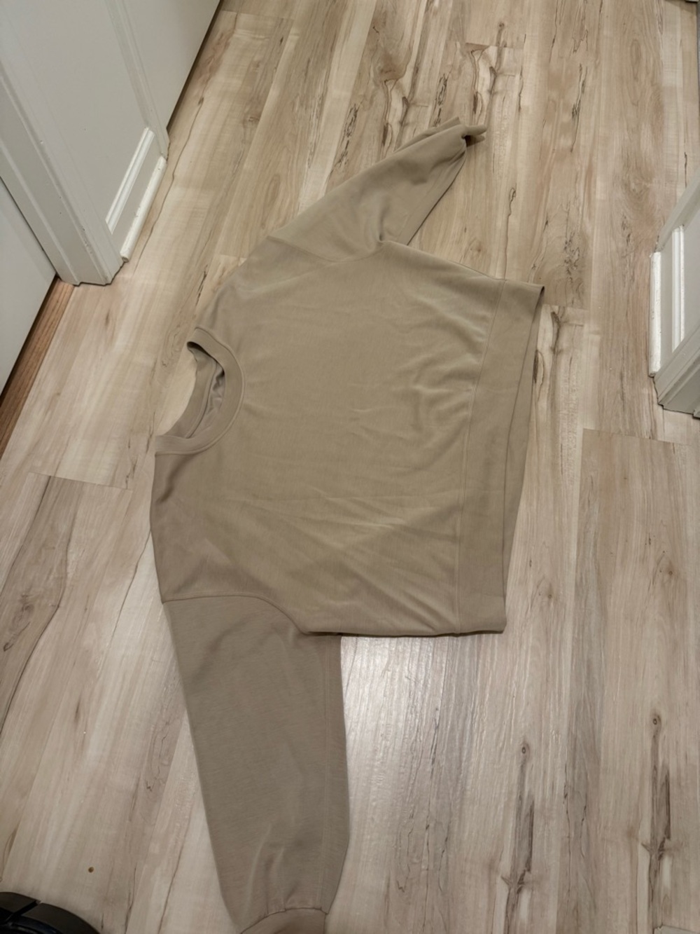 Lululemon Softstreme Crop - Picture 2 of 4